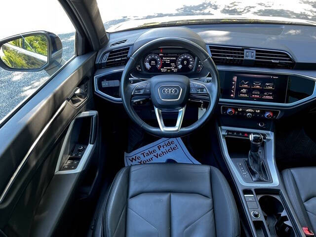 2021 Audi Q3 quattro Premium 40 TFSI