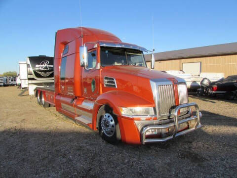 2022 Western Star 5700XE