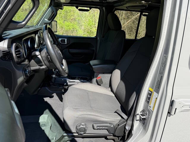 2022 Jeep Gladiator Willys