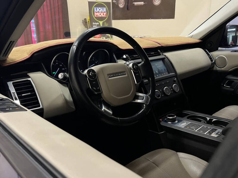 2018 Land Rover Discovery SE