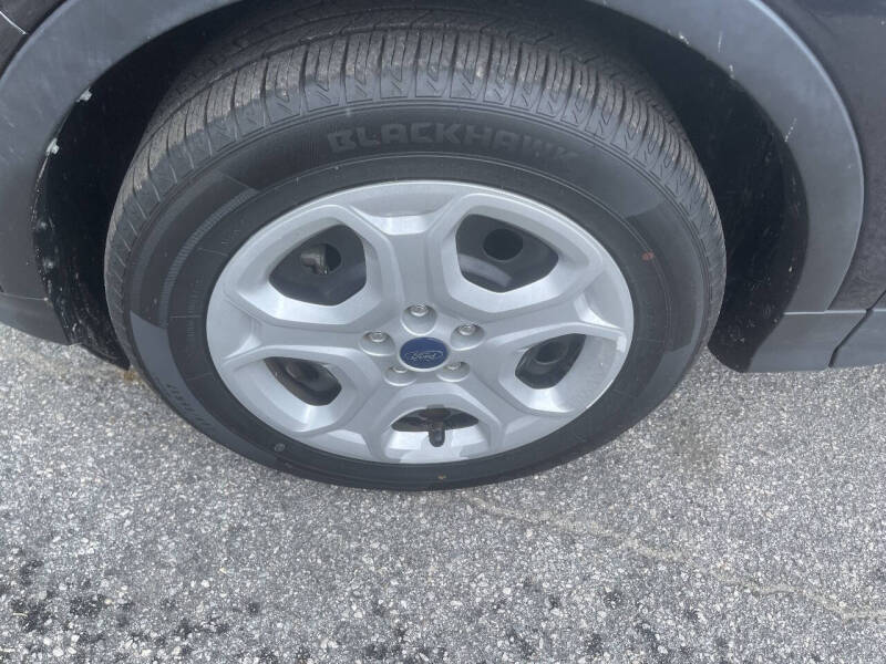 2019 Ford Escape S