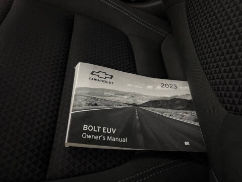 2023 Chevrolet Bolt EUV LT