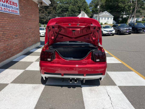2004 Ford Mustang GT Deluxe