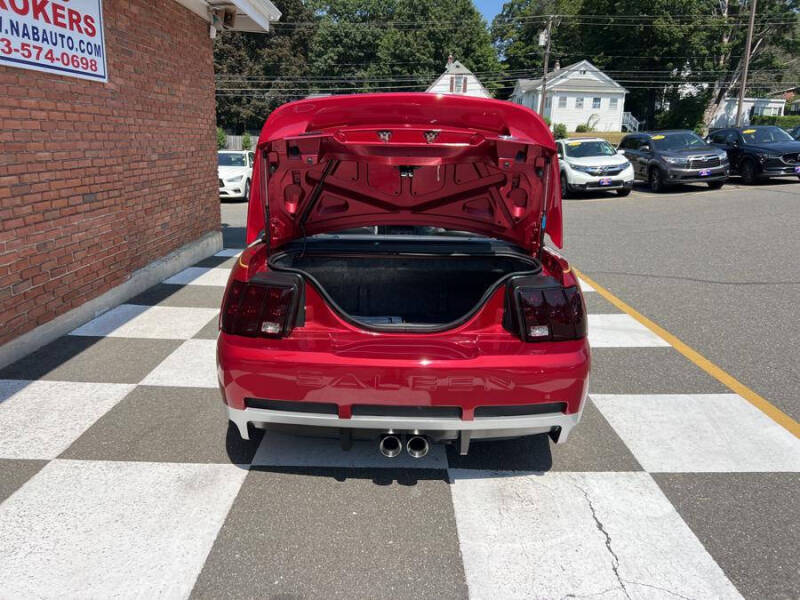 2004 Ford Mustang GT Deluxe
