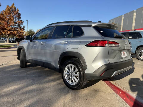 2025 Toyota Corolla Cross LE