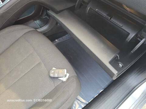 2017 Chrysler 200 LX