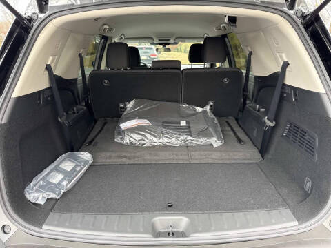 2025 Nissan Pathfinder S