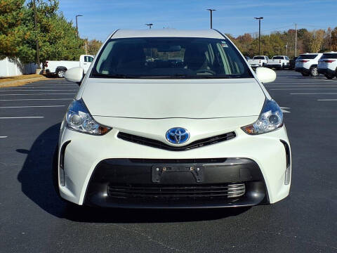 2017 Toyota Prius v Three