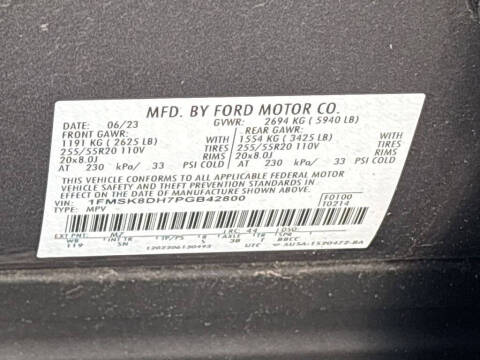 2023 Ford Explorer XLT