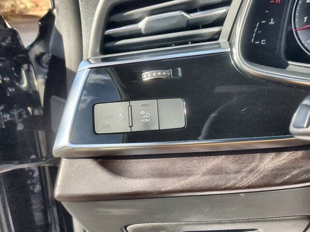 2021 Audi Q8 quattro Premium Plus 55 TFSI