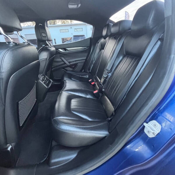 2017 Maserati Ghibli