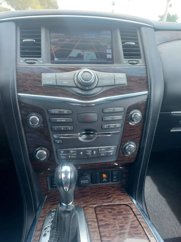 2017 Nissan Armada SL