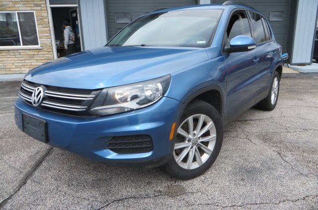 2018 Volkswagen Tiguan Limited 2.0T 4Motion's photo