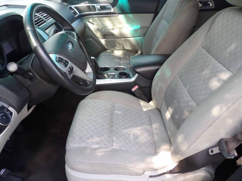 2011 Ford Explorer XLT