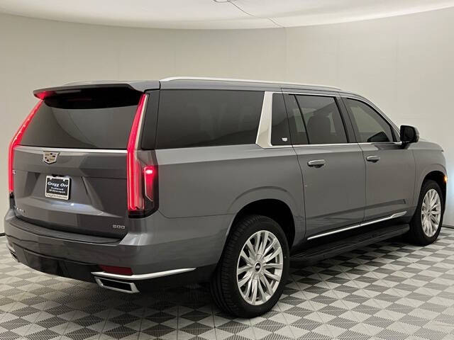2021 Cadillac Escalade ESV Luxury