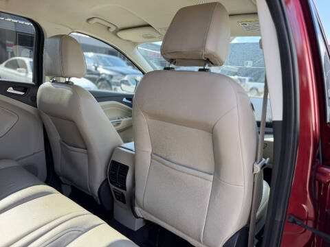 2017 Ford Escape SE