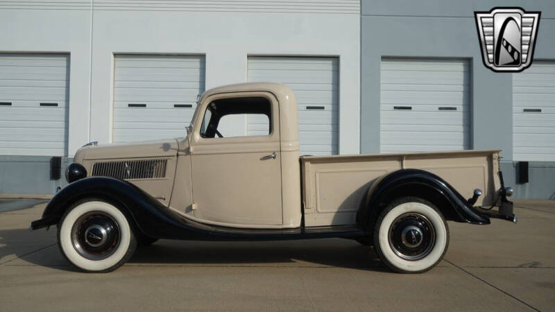 1936 Ford F-100