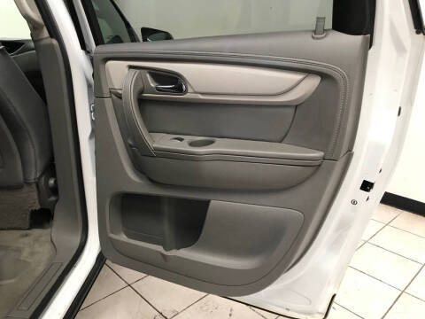 2017 Chevrolet Traverse LS
