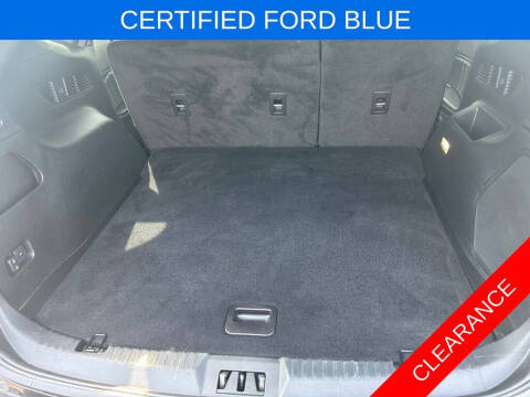 2022 Ford Edge ST