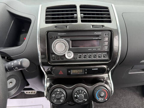 2010 Scion xD