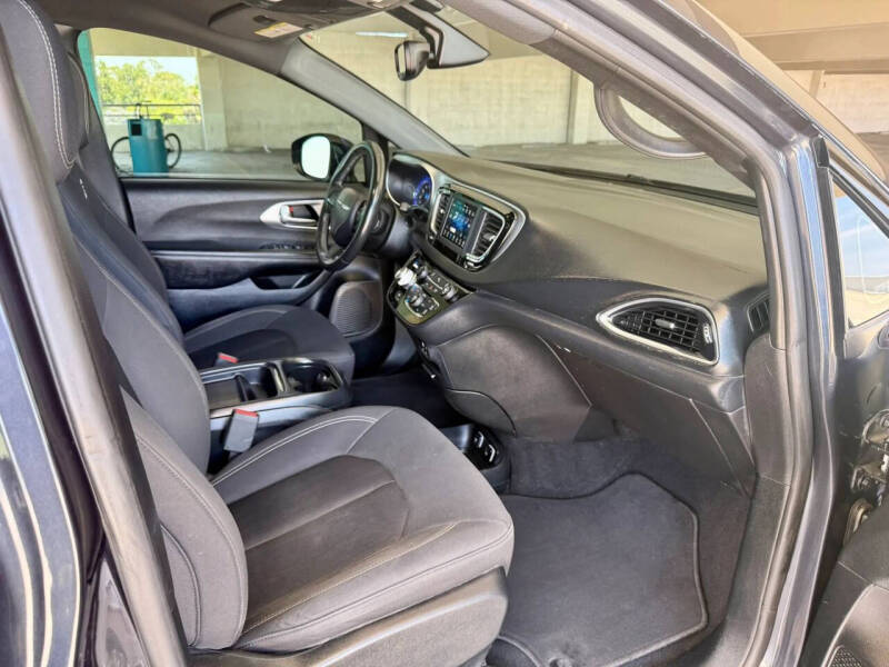 2019 Chrysler Pacifica Touring Plus