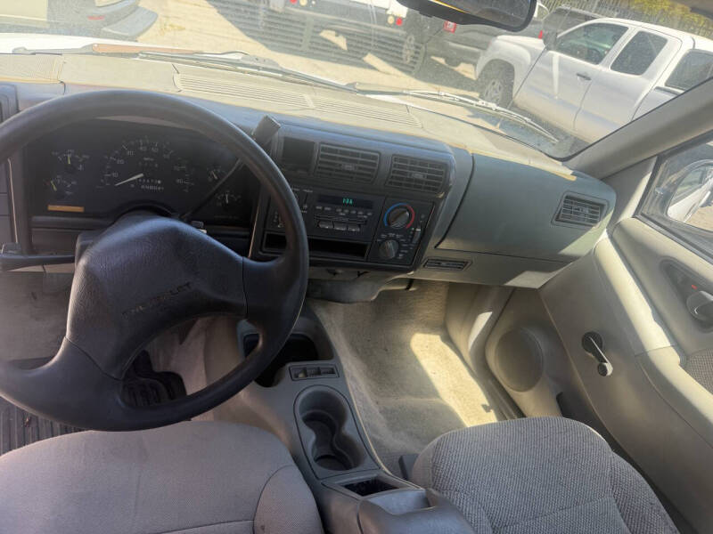 1994 Chevrolet S-10 LS