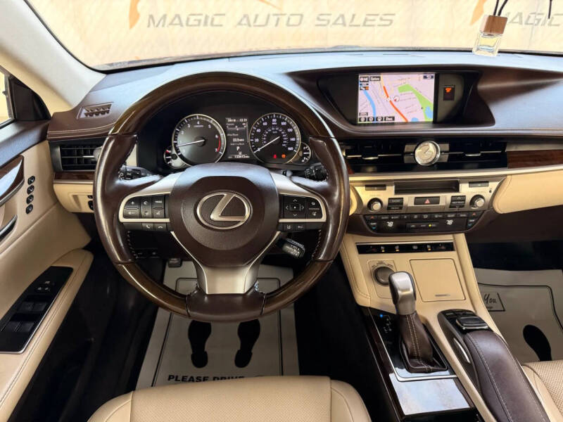 2016 Lexus ES 350