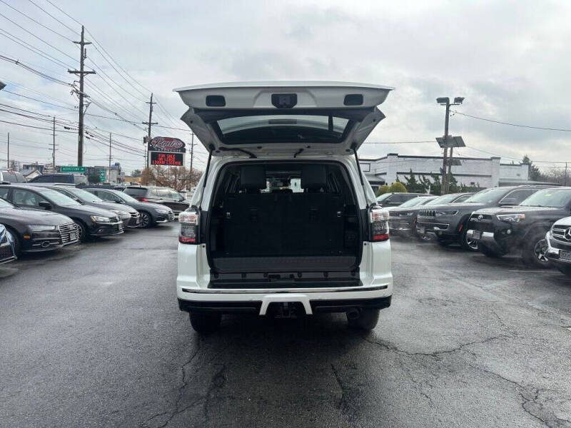 2020 Toyota 4Runner Nightshade Edition