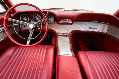 1962 Ford Thunderbird