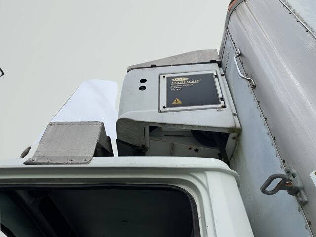 1998 Freightliner FL70