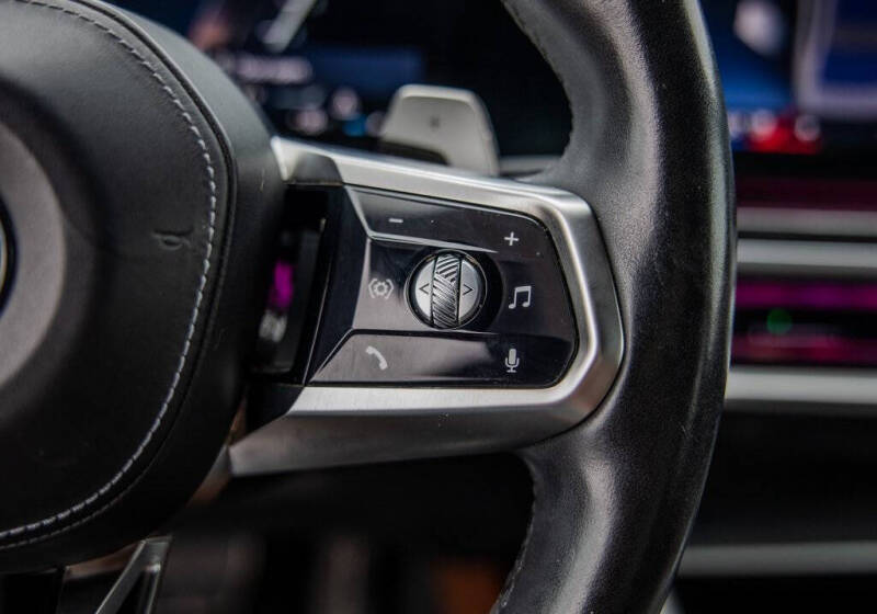 2023 BMW 7 Series 740i