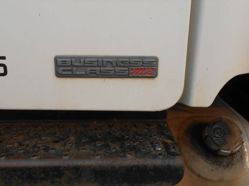 2007 Freightliner M2 106