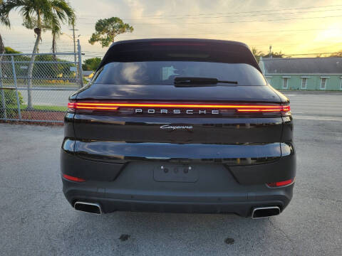 2024 Porsche Cayenne