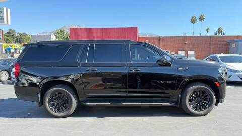 2022 GMC Yukon XL SLT