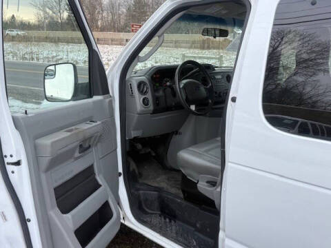 2014 Ford E-Series E-350 SD XL