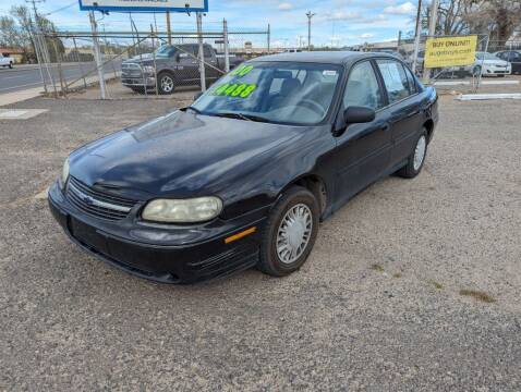 2000 Chevrolet Malibu for sale at AUGE'S SALES AND SERVICE in Belen NM