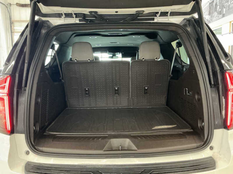 2022 Chevrolet Suburban LT