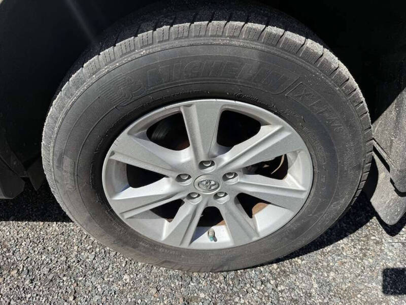 2011 Toyota Highlander SE