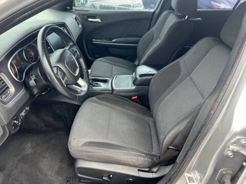 2015 Dodge Charger SXT