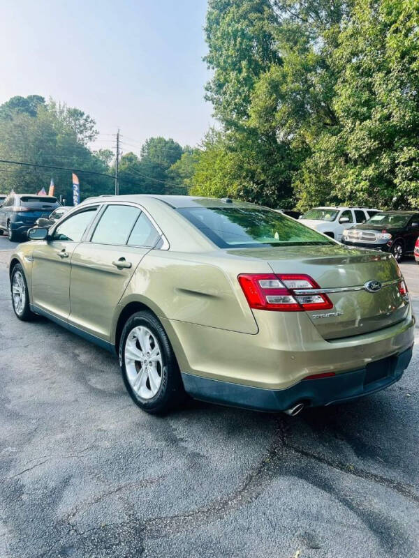 2013 Ford Taurus SEL