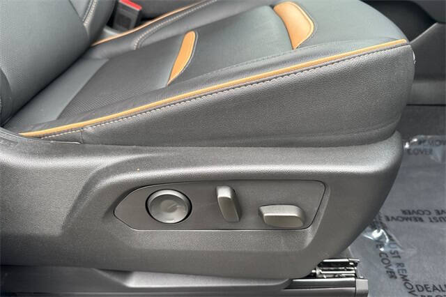 2023 GMC Yukon XL AT4