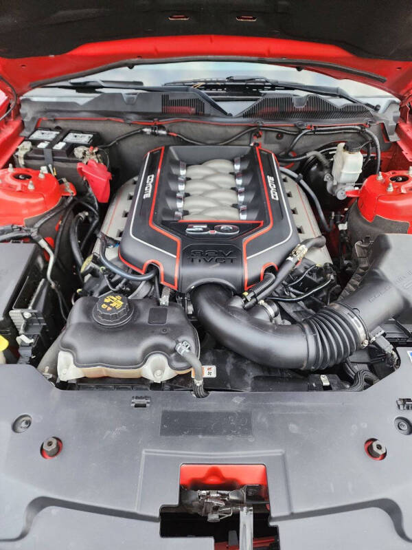 2011 Ford Mustang GT Premium