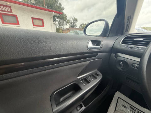 2013 Volkswagen Jetta SportWagen SE PZEV