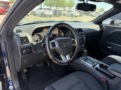 2014 Dodge Challenger SXT