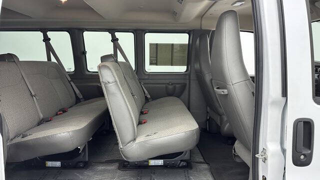 2024 Chevrolet Express LT 3500