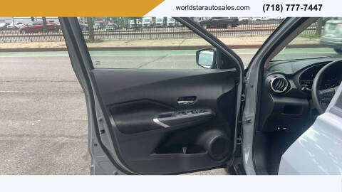 2021 Nissan Kicks SV