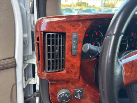 2019 Chevrolet Express 2500