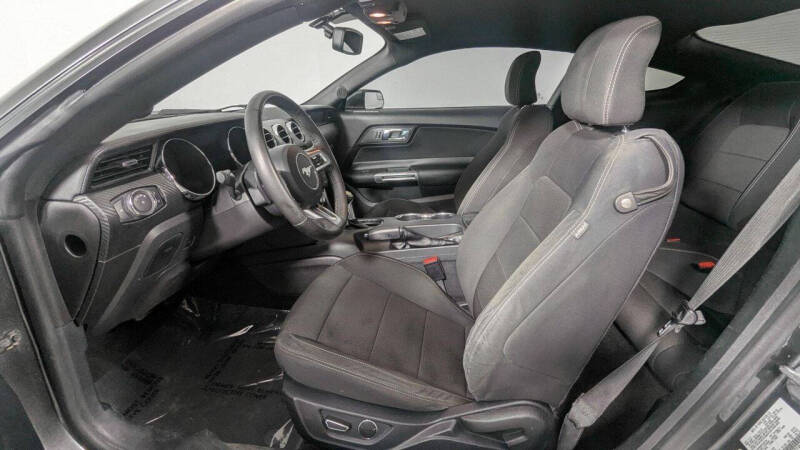 2015 Ford Mustang V6