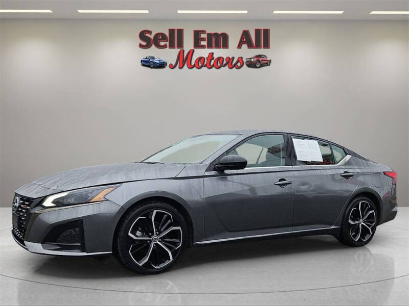 2023 Nissan Altima 2.5 SR