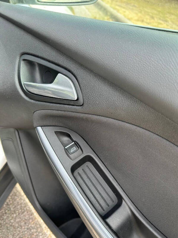 2012 Ford Focus Titanium